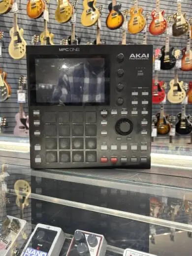 Akai - MPC ONE